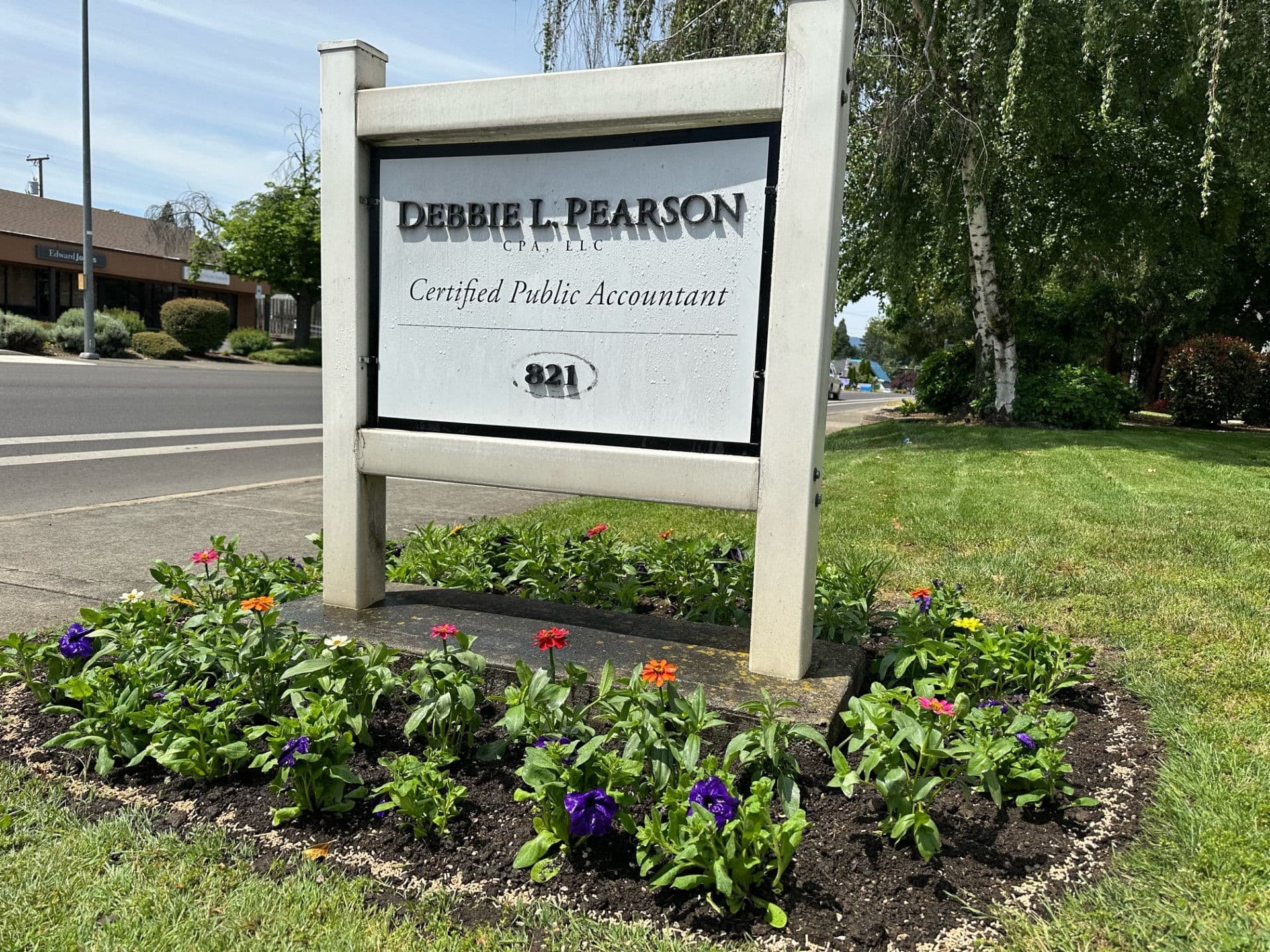 Project Landscape Refresh Transforms Medford Office Entrance image