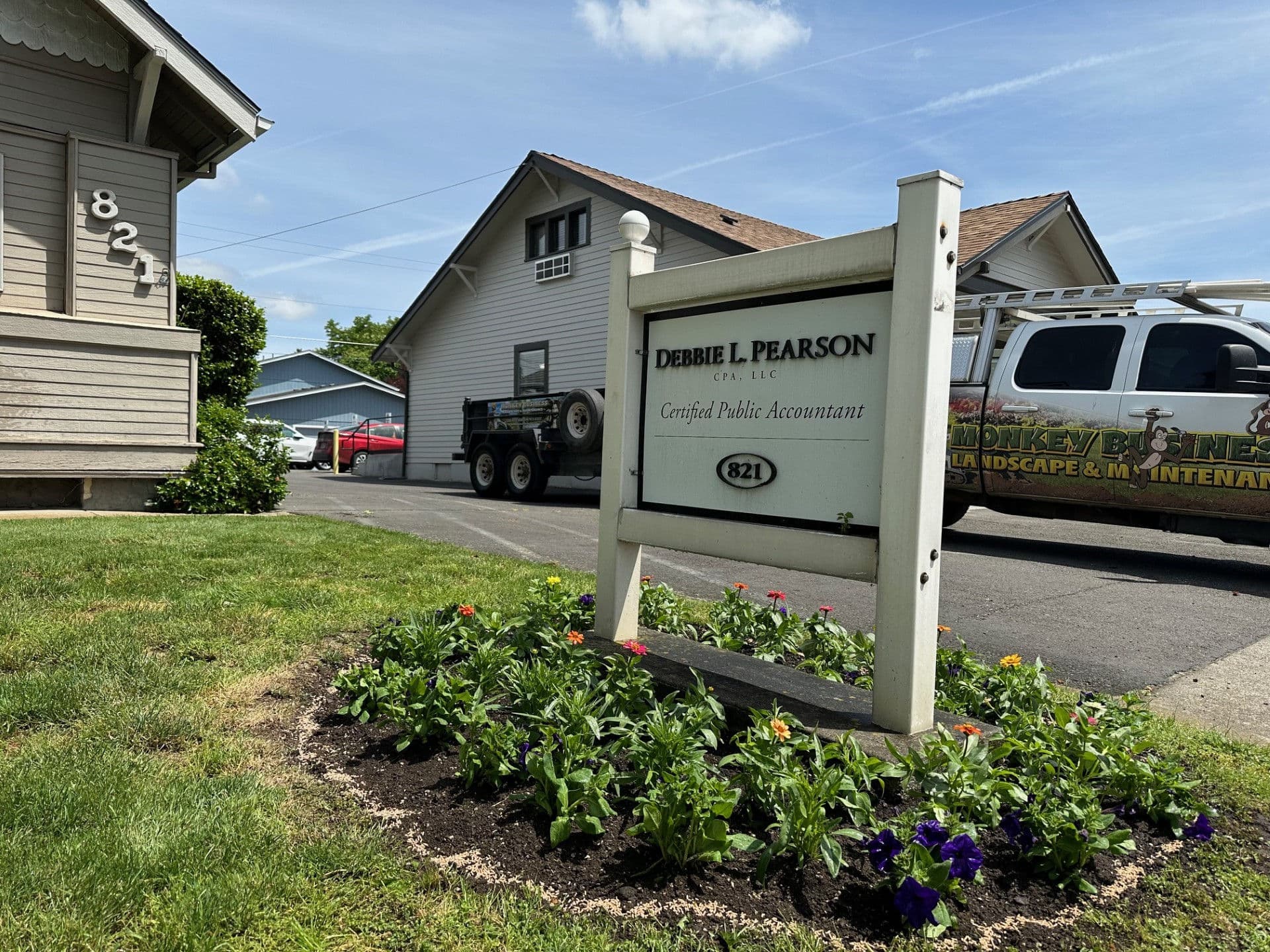 Gallery photos for Landscape Refresh Transforms Medford Office Entrance: Image #1